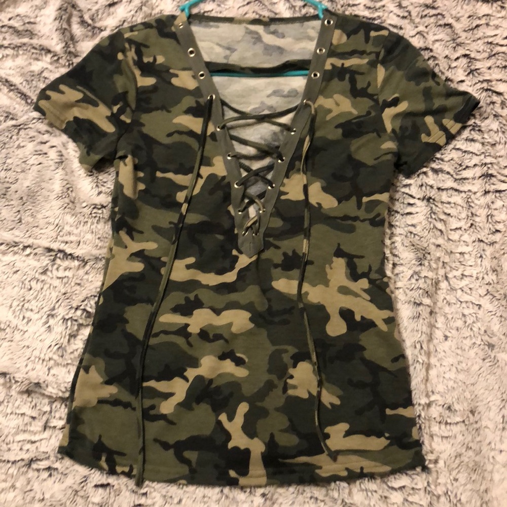Camouflage tie up shirt